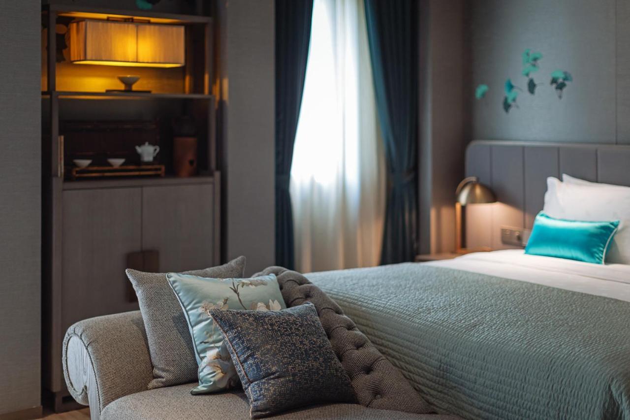 Luxehills Maison Albar Hotel Чънду Екстериор снимка