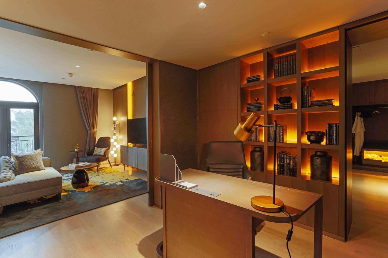 Luxehills Maison Albar Hotel Чънду Екстериор снимка