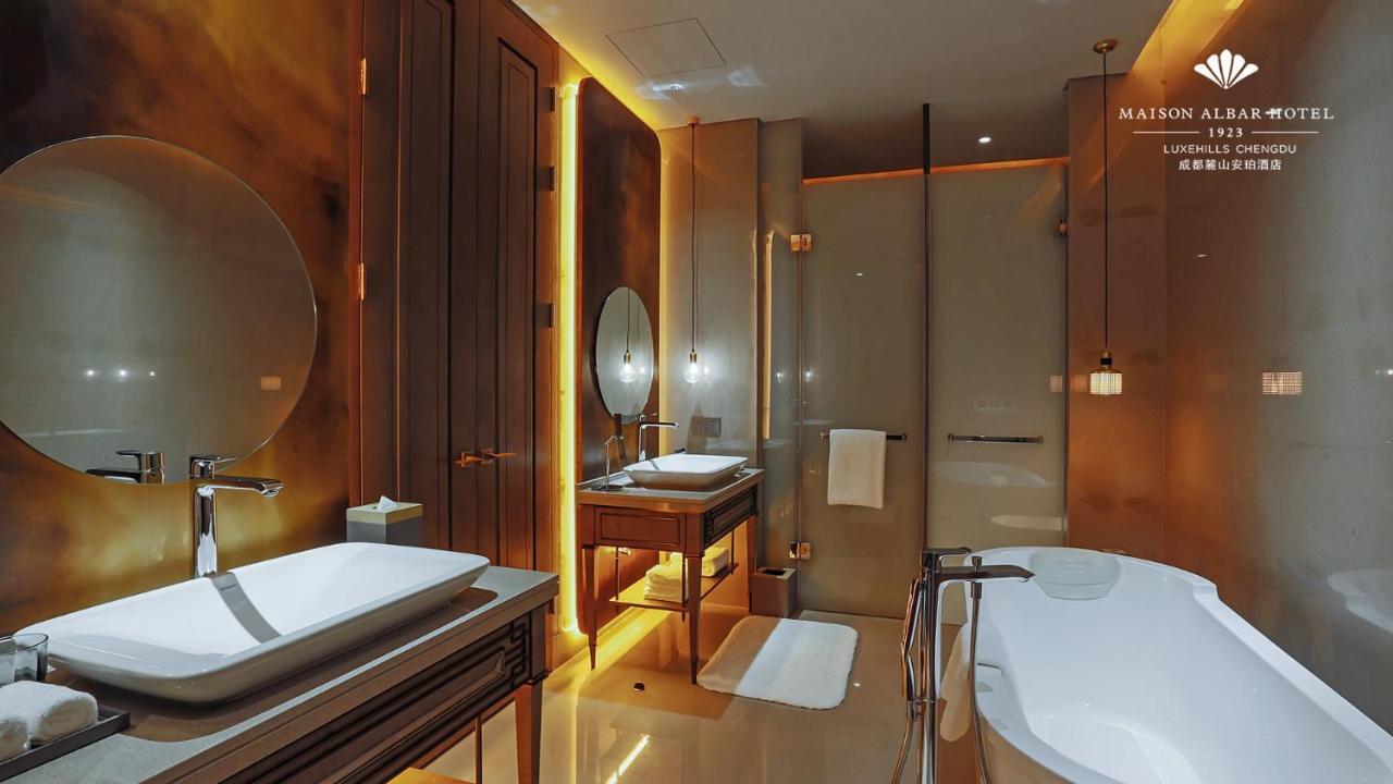 Luxehills Maison Albar Hotel Чънду Екстериор снимка